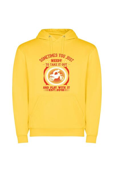 iLovePrints Playful T-Shirt Delight Φούτερ με κουκούλα σε χρώμα Κίτρινο