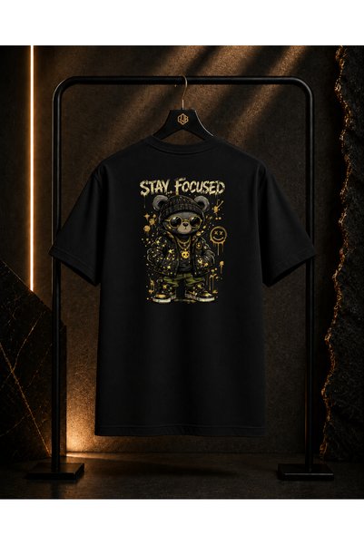 GOB Collection تي شيرت للجنسين من Stay Focused Bear مطبوع من الخلف والأمام، م...