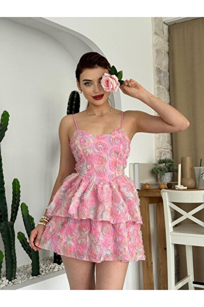 Clothes Fast فستان نسائي قصير بنمط الورد باللون الوردي مع حمالات رفيعة وتنورة...