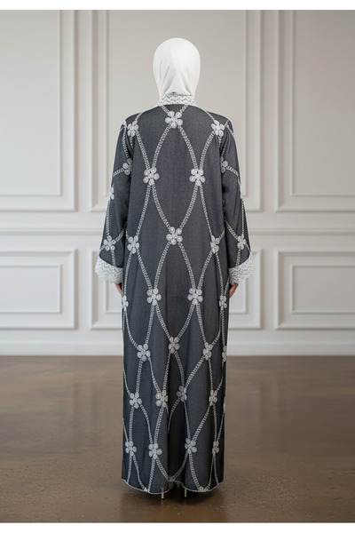 Nukhbaa Lattice Lace Embroidered Abaya | Linen-Blend Fabric