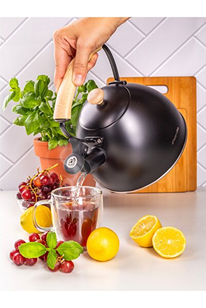 Kamille CEAȘCĂ TRADIȚIONALĂ DIN OȚEL CU FLUIER, 2,5 L, COMPATIBILĂ CU INDUCȚI...