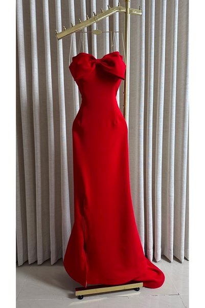 Meryl Barbie Dress Elegant Red Color