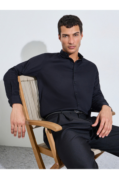 Styli Black Solid Textured Regular Fit Shirt