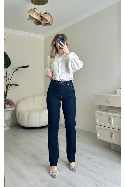 ALICESTORE Kesik Paça Likralı Boyfit Lacivert Jean