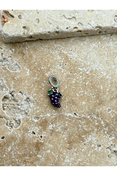 miyle PNDR Charm // CHARM-937