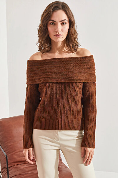 Efnaz style Women's Degaje Collar Brown Sweater