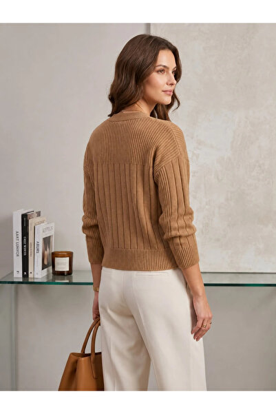 Tencelle Woman Women's Camel Pearl Buttoned V-Neck Knitwear Cardigan – Ribbed Knit Casual Stylish Cardigan