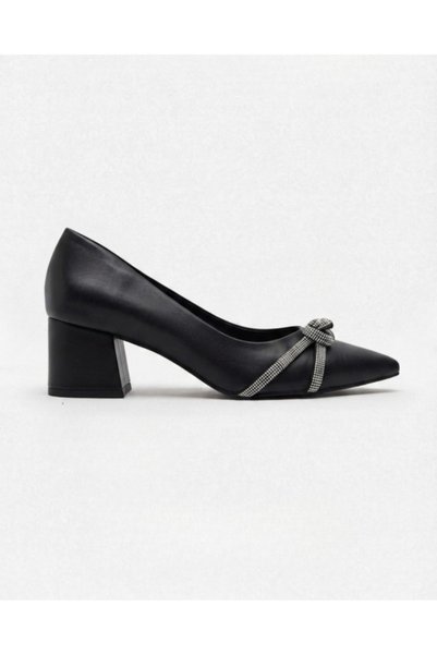 Enes Ayakkabıcılık Women's stone detailed closed front 6 cm thick heeled shoe