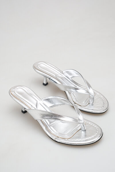 meyra'nın ayakkabıları Women's Detailed Heeled Sandals with Flip-Flop Detail,...
