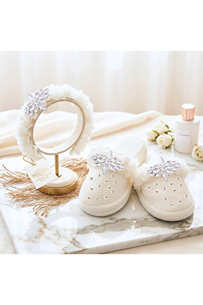 pegu baby collection Pegu Crystal Stone Maternity Slippers Crown Set, Handmad...