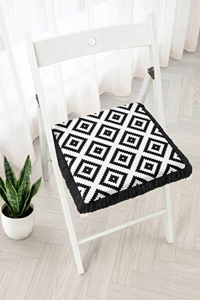 Realhomes Black and White Geometric Rug Patterned Fringed Zippered Chair Cush...