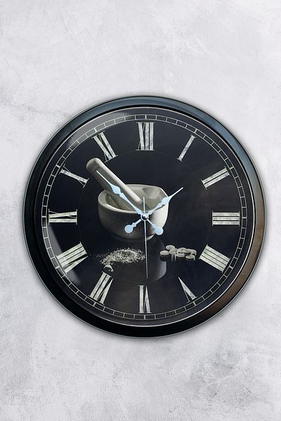 Kasva Concept 40 cm Black Metal Kitchen Wall Clock
