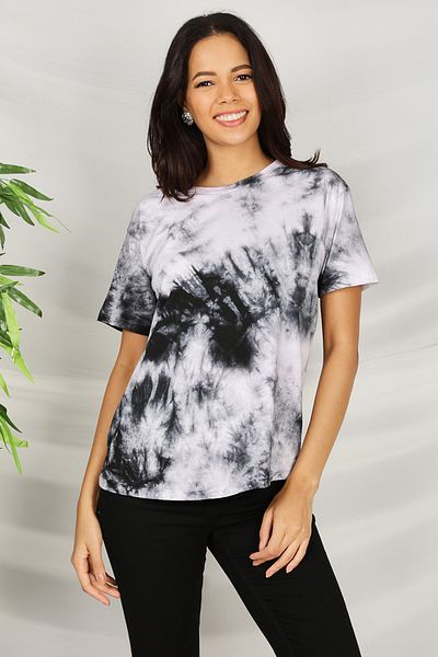 Select Moda Women's Black and White Basic T-shirt