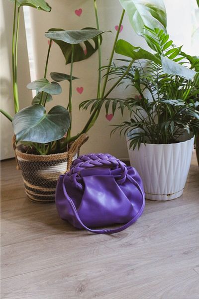 Moom Bag Geantă de umăr din piele moale cu mâner tricotat violet pentru femei