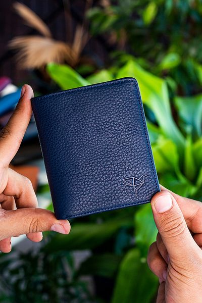 Garbalia Navy Blue Genuine Leather Coin Men's Wallet - Canada