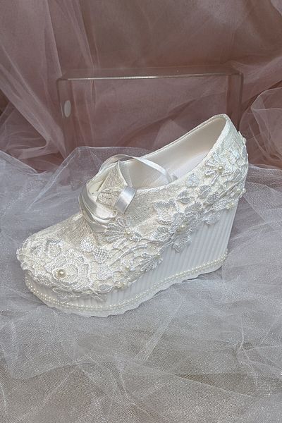 Berush Bride Seria 532 Pantofi de mireasa cu toc cu pană și dantelă
