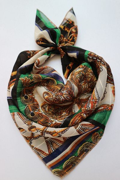 THE MOON Baroque Pattern Sparkling Cotton Scarf Bandana