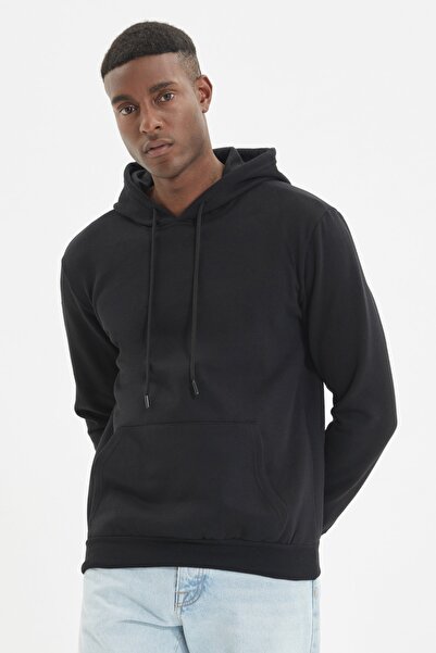 Trendyol Collection Μαύρο φούτερ με κουκούλα - Κανονική εφαρμογή TMNAW21SW1207