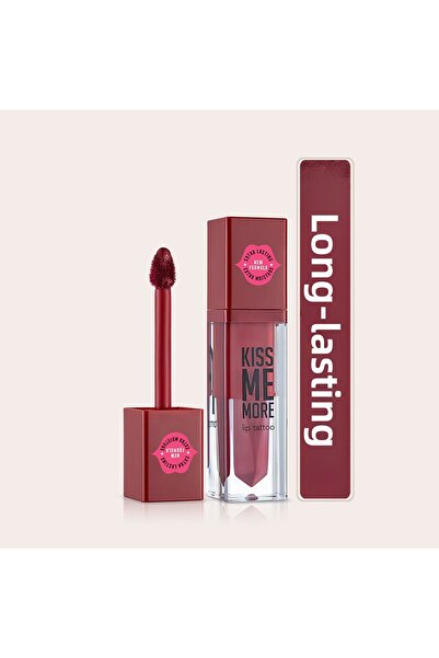 Flormar Kiss Me More أحمر شفاه سائل مرطب مكثف غير لامع باللون الأرجواني العنابي
