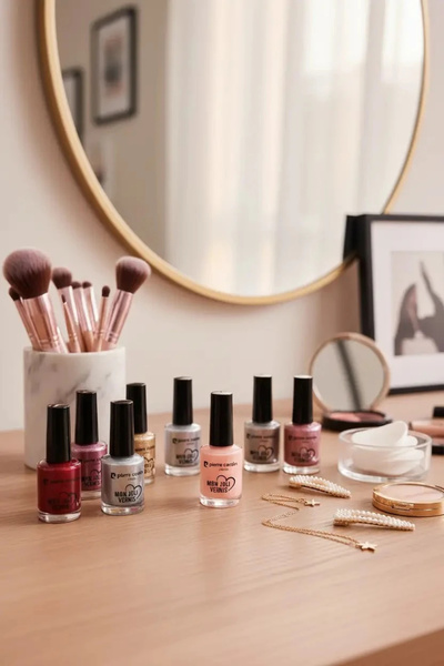 Pierre Cardin Mon Joli Vernis - 148 Oje – Yoğun Kapatıcı Parlak Pembe Tonlu Oje
