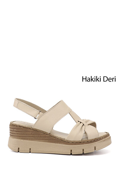 GÖNDERİ(R) Kadın Bej Dolgu Topuklu Hakiki Deri Sandalet