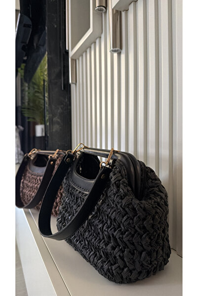 WOMANBAG حقيبة كلاتش مصنوعة يدويًا من الجلد الأسود