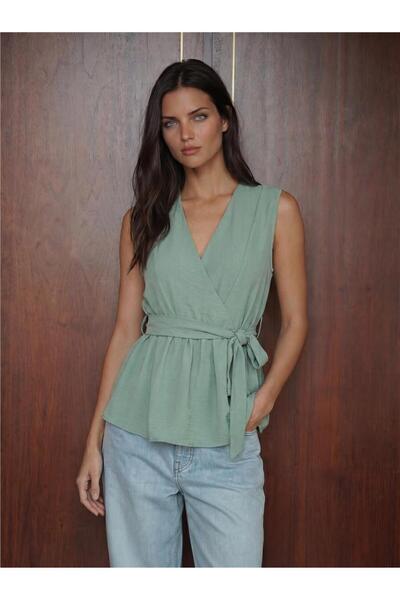 WeShaya Çağla Flexible Textured Double-Breasted Collar Sleeveless Blouse with...