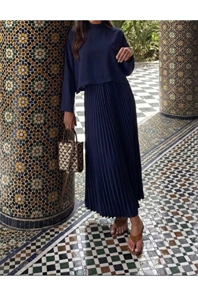 Blossommodest Dark Blue Muslim Women's Straight Long Pleated Skirt