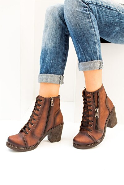 Fox Shoes Brązowe buty damskie C674150209