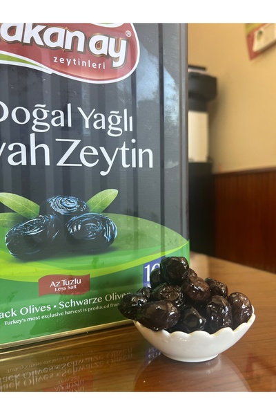 Hakan Ay Gemlik Zeytinleri Hakanay Special Siyah Zeytin | 231-260 L Kalibre | Naturel | Katkısız | Net 10 kg Teneke