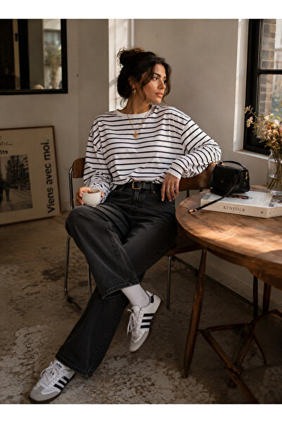 Le'Sluette Kadın Oversize Pamuklu İnce Çizgili Bisiklet Yaka Sweatshirt Beyaz