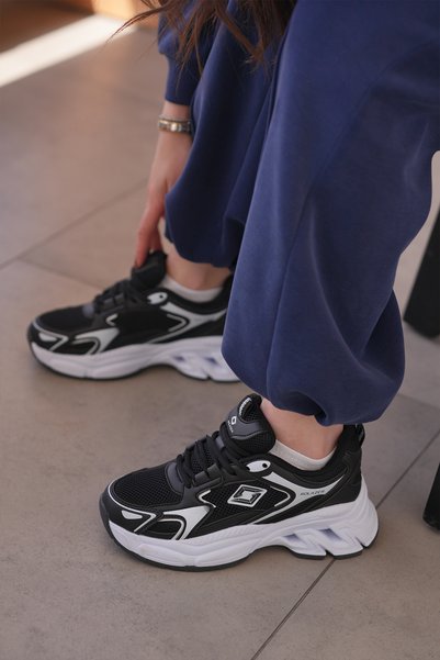 SOLAZER Women's Black White Sneaker Casual Sports Shoes 046