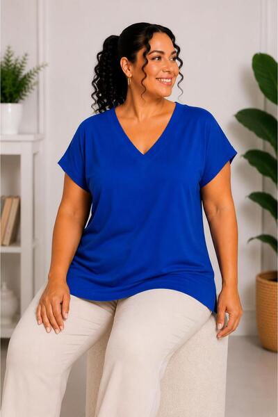 Gülmina Moda Wide V-Neck Plus Size Relaxed Fit Short Sleeve Blouse