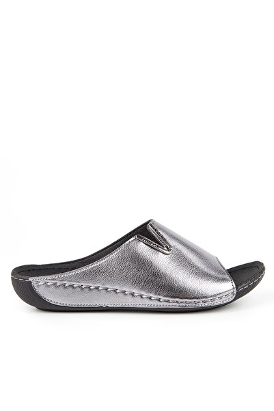 Muya شبشب نسائي من Nest Anatomical Sole Four Seasons