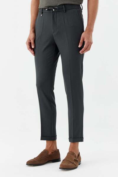 Sabri Özel Erkek Zümrüt Dar Kesim Slim Fit Dokuma Yan Cep Jogger Pantolon