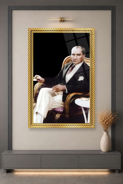 HMDS CONCEPT Mustafa Kemal Atatürk Glass Painting 320
