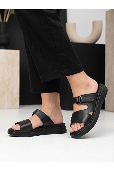 Nesil Shoes شبشب نسائي من Bell 25145 باللون الأسود مع شريط فيلكرو تشريحي