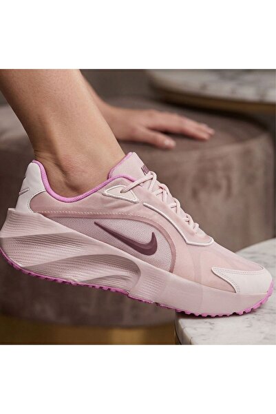 Nike Kadın Ayakkabı WMNS AURA EDGE Kadın Spor Ayakkabı