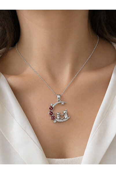 Yuchicly Cat Pattern Necklace Stainless Steel with Red Detail
