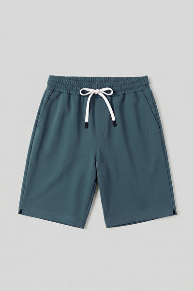 TOMMY LIFE Forest Green Standard Fit Basic Men's Shorts with Back Pocket - 81314