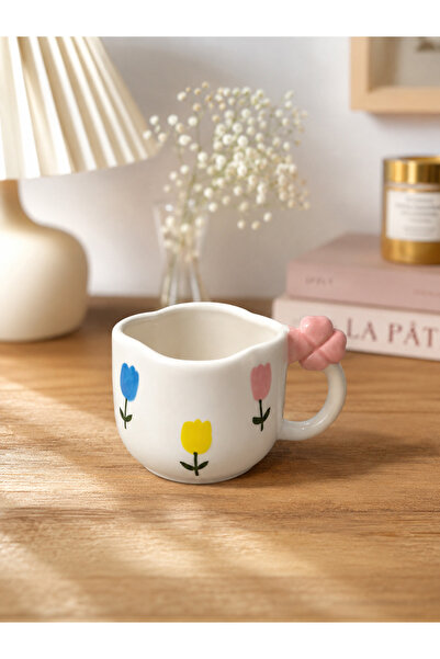 HİS Studio Clover-Shaped Ceramic Mug with Colorful Tulip Pattern and Handle D...