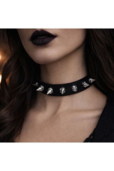Zumzeria Spiked Choker Necklace