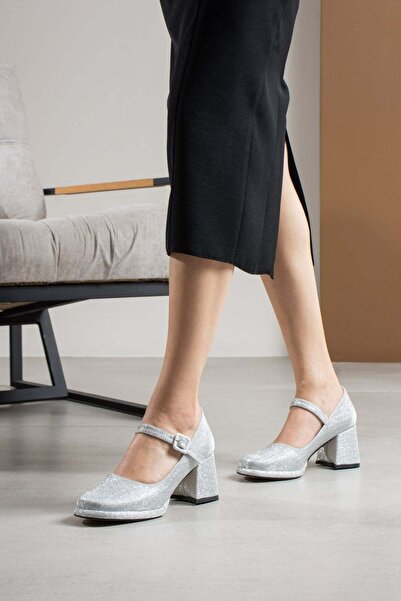 FSKOMBİN Rundi Women's Silver Glitter Closed-Front Low Thick Heeled Shoes