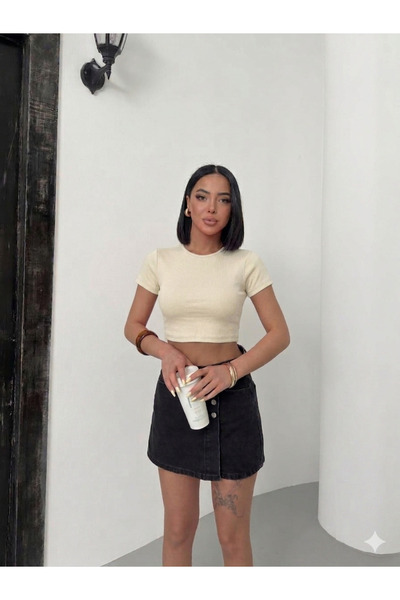 veira Ecru Crew Neck Short Sleeve Crop T-Shirt