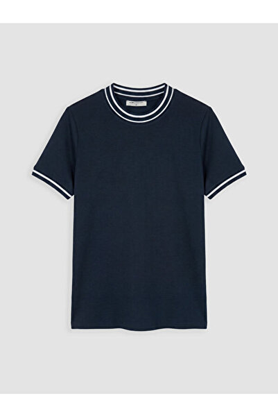 LC Waikiki Γυναικείο μπλουζάκι με μαλακή υφή Zero Roba Collar από την Shining...