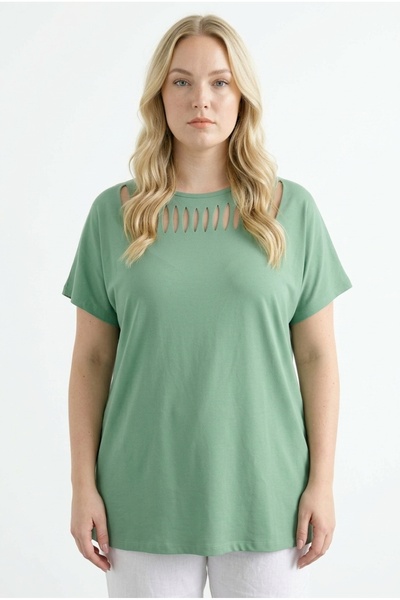 Stil Diva Cut-Out Front T-Shirt