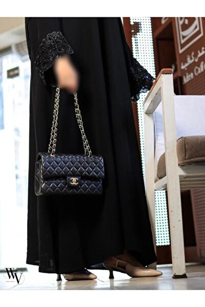 Rosana عباية ابريز, بتصميم كلاسيكي فاخر