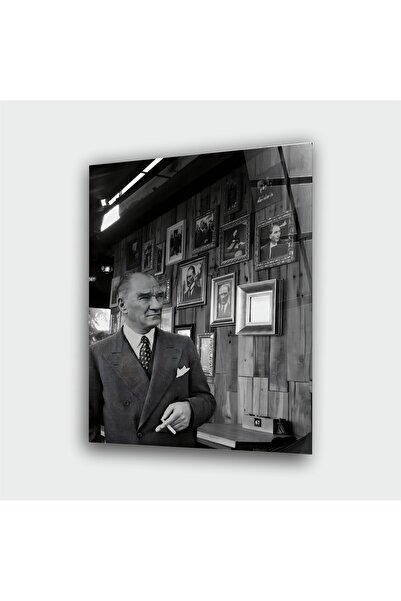 Atatürk Cam Tablo