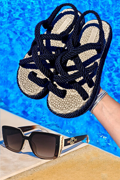 EXCLUSIVE STYLE Papuci/Sandale de dama negre si ochelari de soare de dama - S...
