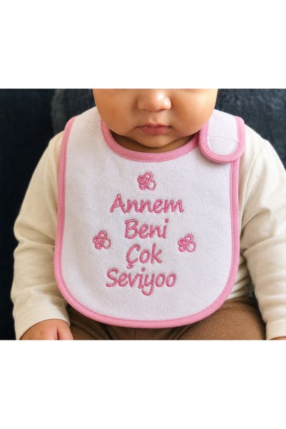 LUMY KIDS My Mom Loves Me so Much & My Dad Loves Me so Much Baby Food Bib Set